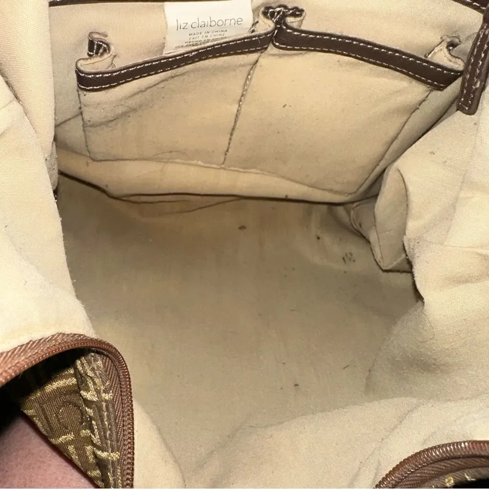 LIZ CLAIBORNE HOBO bag